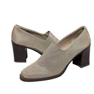 Donald J. Pliner Pumps size 5.5 Taupe mules classic Neutral square toe Spain